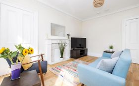 2 bedroom apartment on Peebles High Street