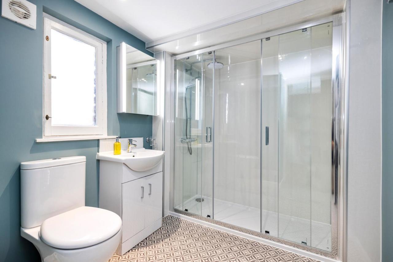 2 bedroom apartment on Peebles High Street Buitenkant foto